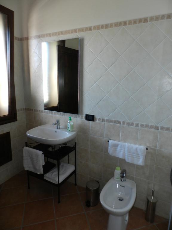 Baglio Olivastro Bed and Breakfast Digerbato Kamer foto